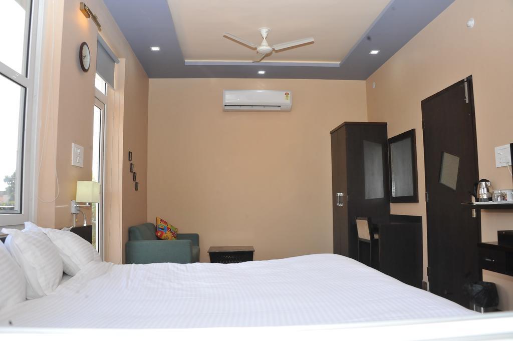 Shardas Homestay Ajmer Habitación foto